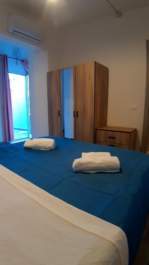 Domo In Terranoa, Old Town Appartement Olbia Buitenkant foto