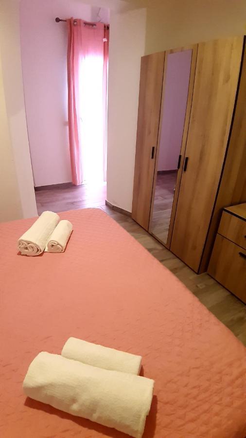 Domo In Terranoa, Old Town Appartement Olbia Buitenkant foto